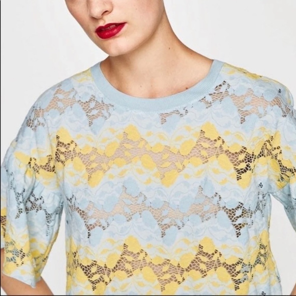 Cute Zara pastel blue & yellow crop top